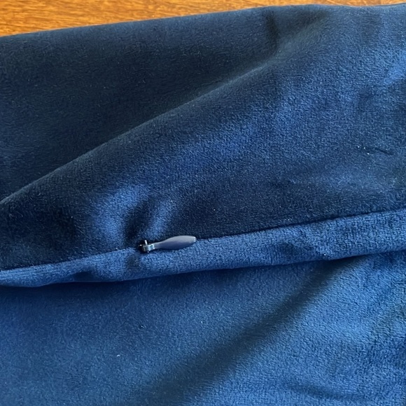 NWT Miulee Velvet Pillow Covers Dark Blue Pillowcase Soft Solid Cushion - Picture 9 of 12